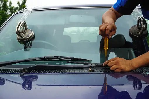 Damage Repair in Auto Glass and Windshield Replacement