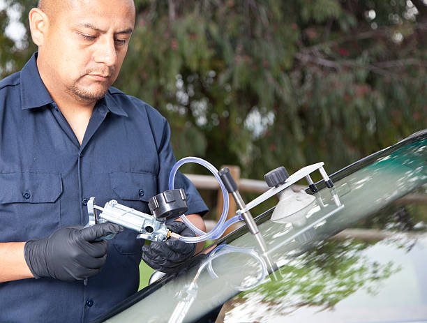 Why Should You Never Overlook Auto Glass Repair and Windshield Replacement
